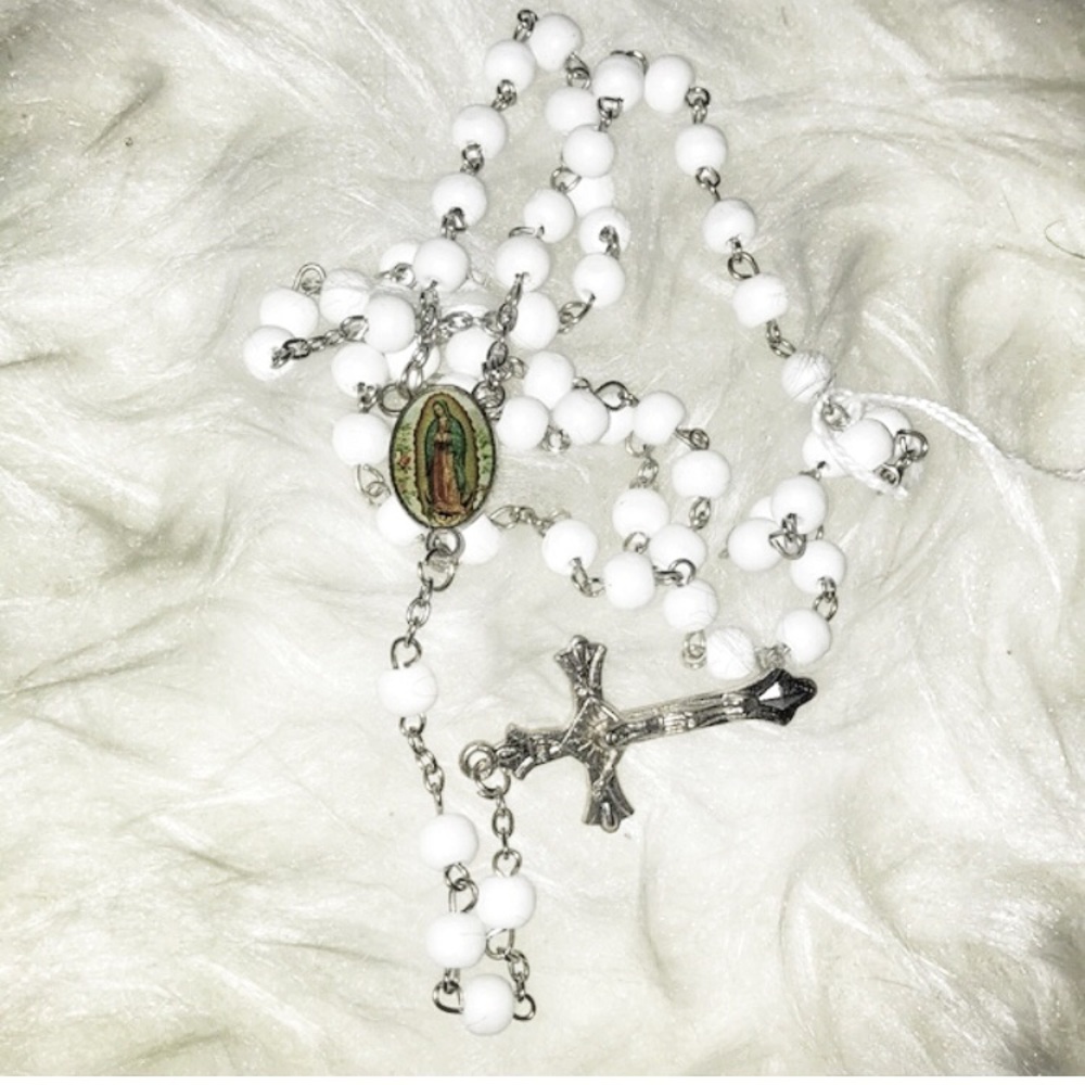 New white beaded catholic rosary